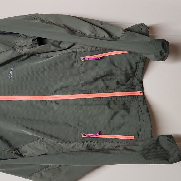 Columbia Hooded Full zip Women's M light weight jacket - Picture 5 of 14